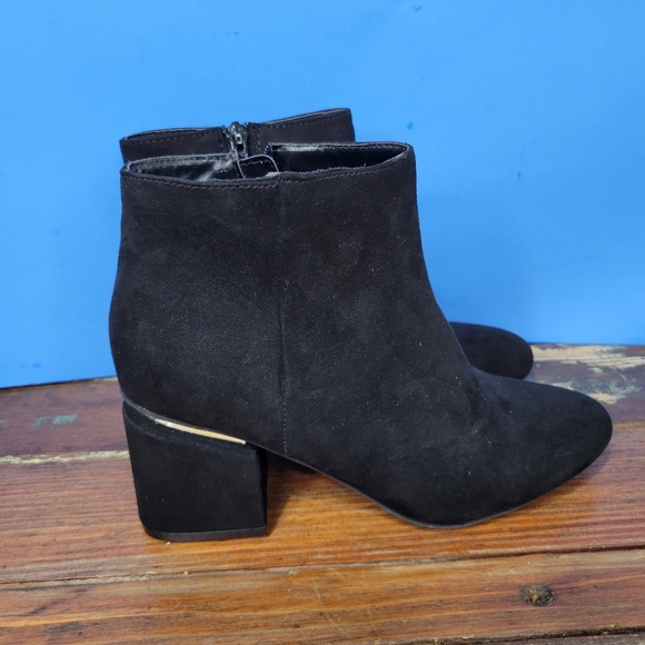 Bar III Shoes - Bar lll Womens Ginaa Black Faux Suede Booties Shoes Size 6.5